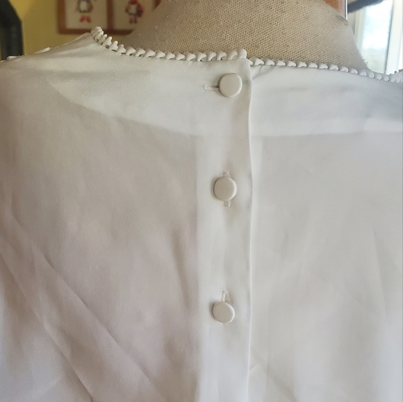 Vintage embroidered white blouse large - Picture 9 of 11